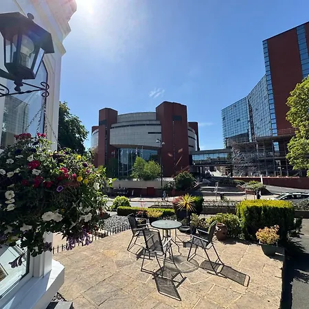 Nama-Stay Harrogate-2
